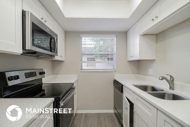 Building Photo - 1524 Kelby Rd