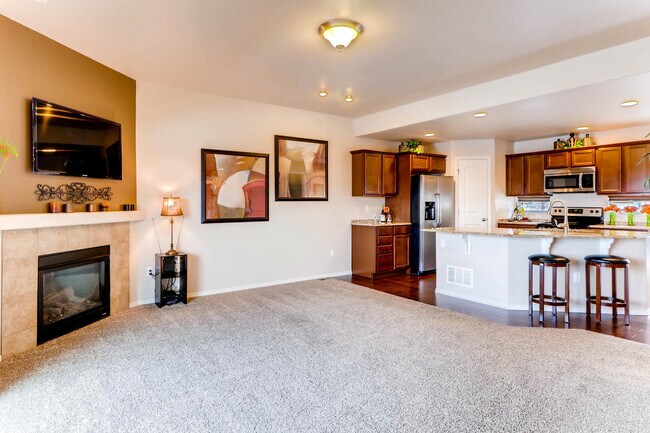 Building Photo - 4743 Iron Horse Villas Point