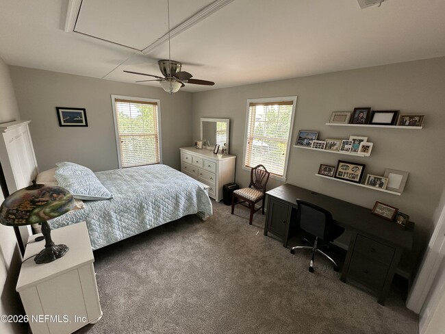 Building Photo - 310 7th St