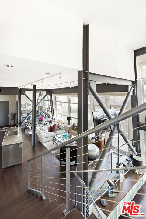 Building Photo - 1513 9th St