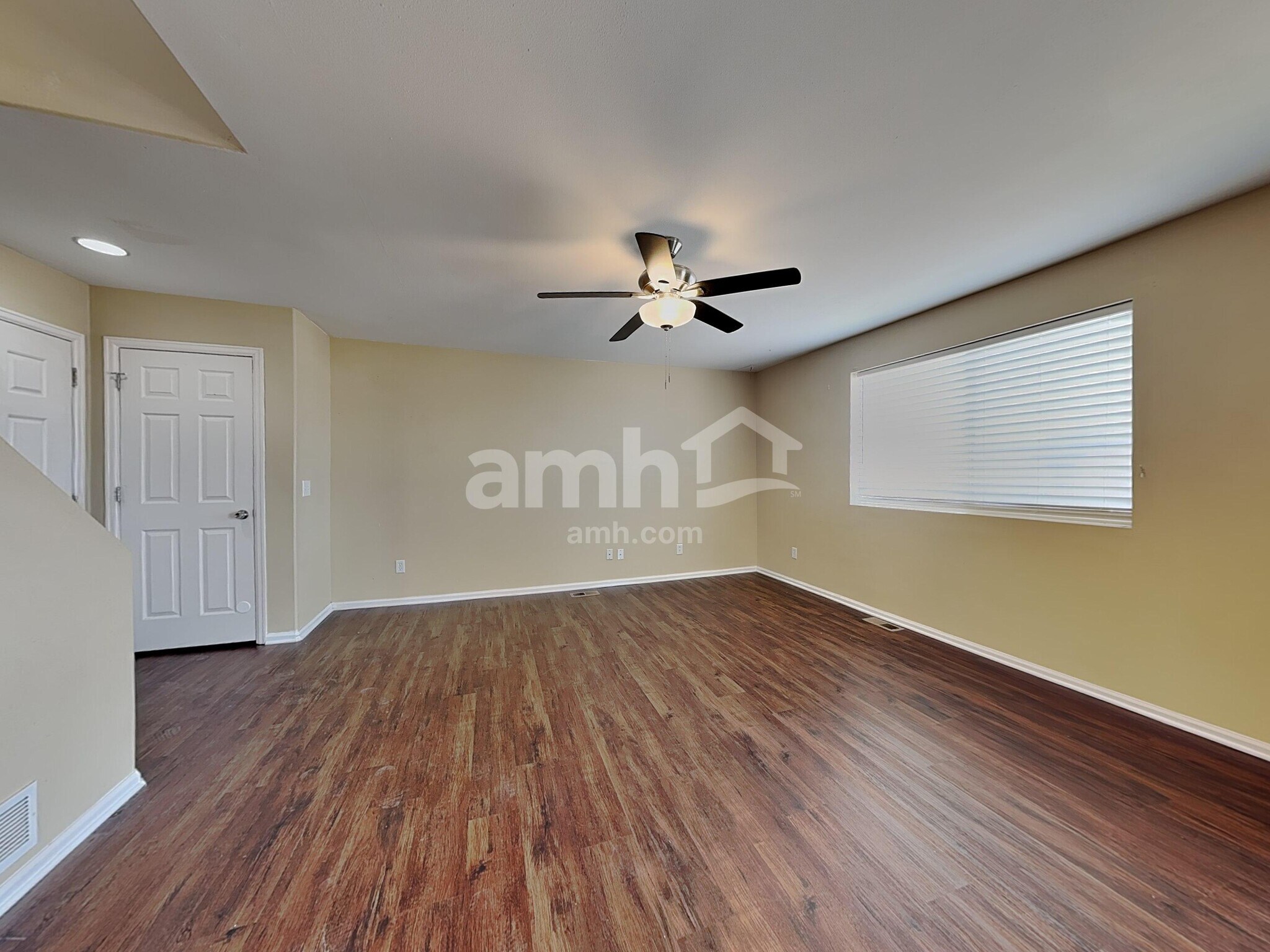 Building Photo - 2002 Springside Dr