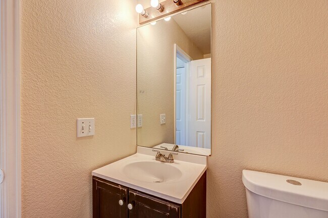 Building Photo - 1273 S Zeno Way