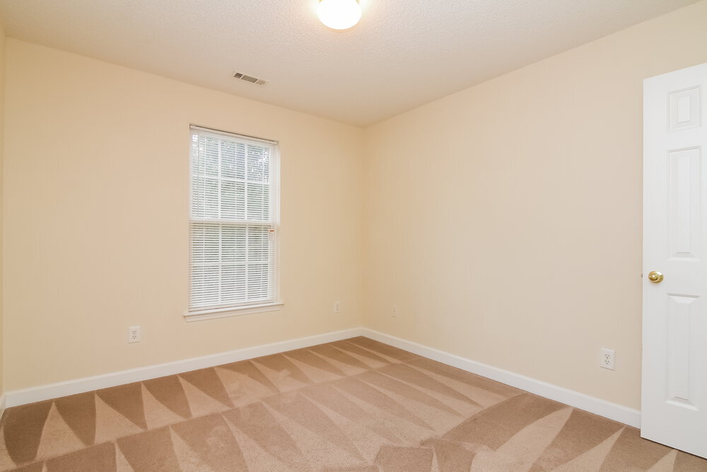 Building Photo - 1028 Jordans Pond Ln