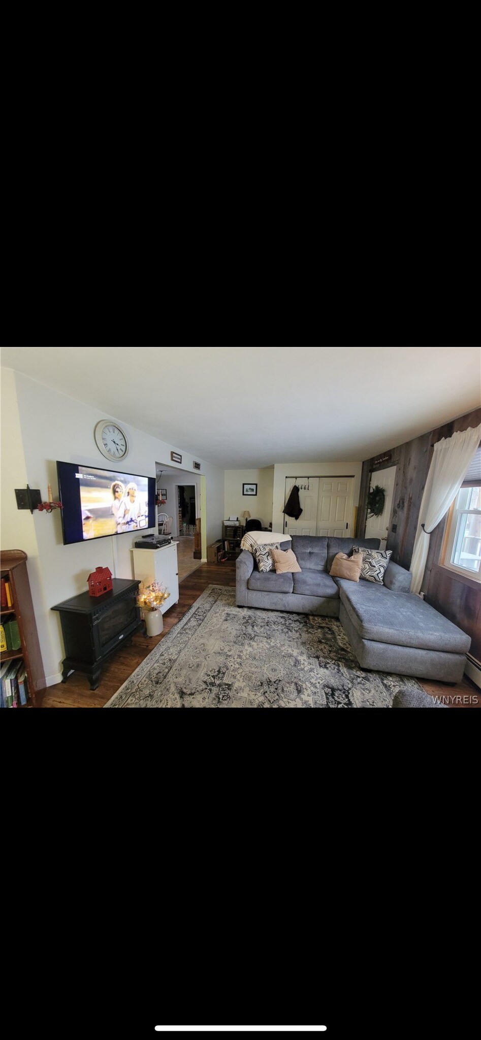 Building Photo - 2494 Hess Rd