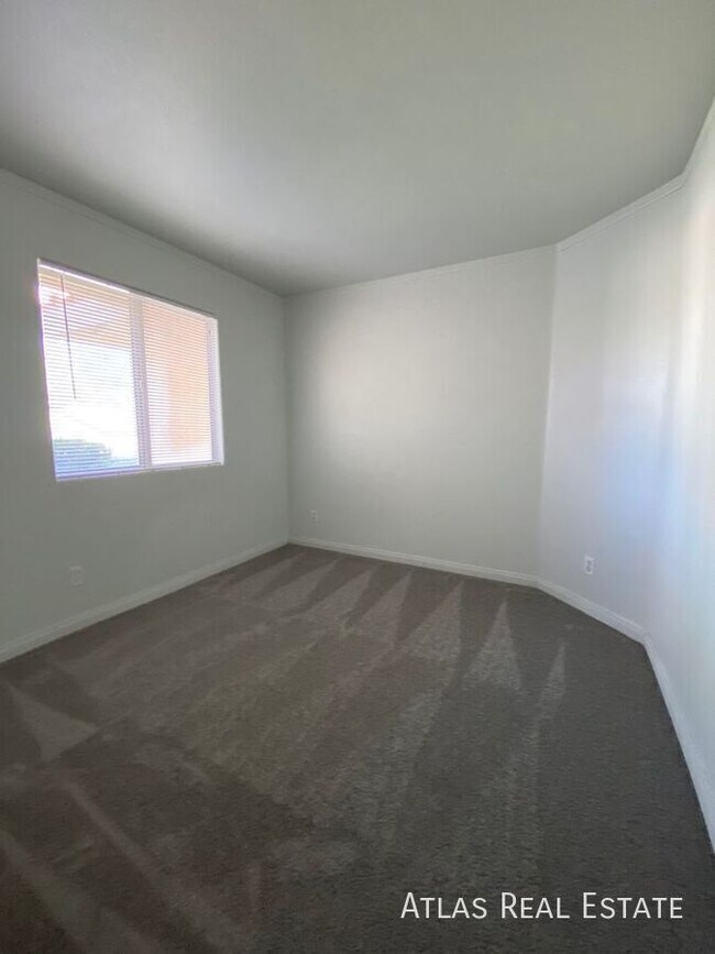 Building Photo - 181 Laguna Hills Ct