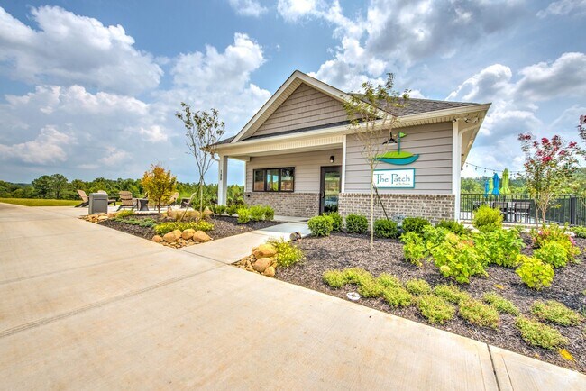 Building Photo - FOR RENT — Stunning One-Level Home in The Preserve, Oak Ridge’s Premier Lakefront Community