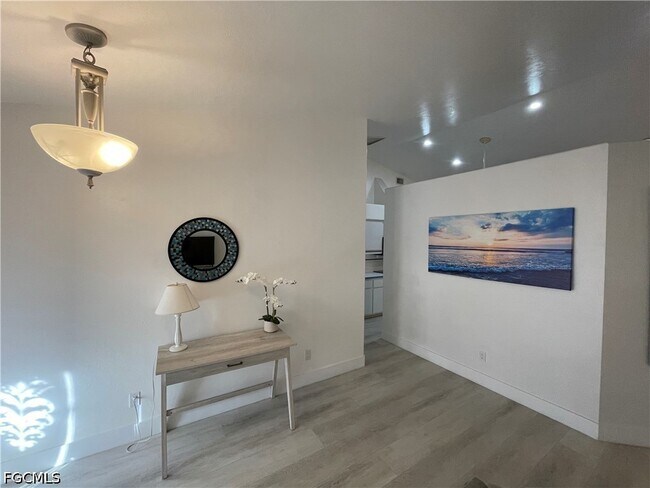 Building Photo - 12196 Matlacha Blvd