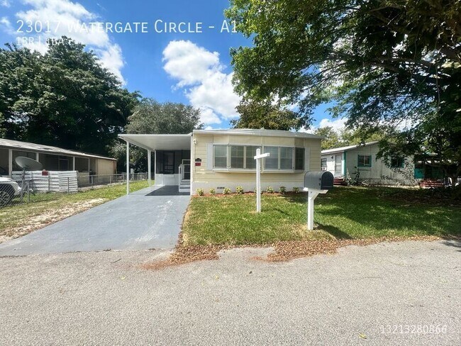 Building Photo - 23017 Watergate Cir