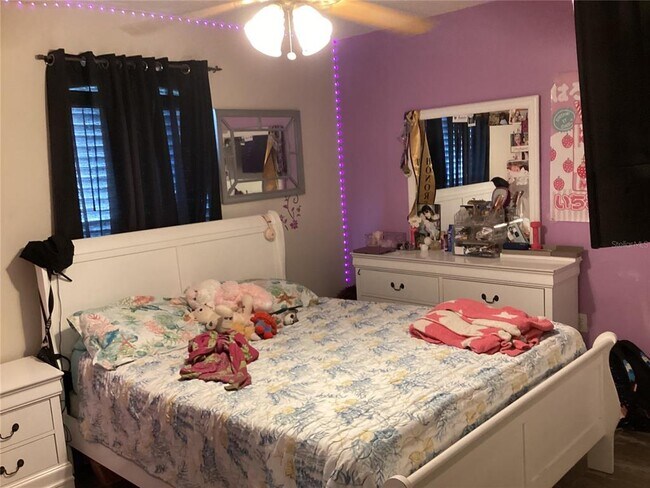 Building Photo - 134 Inconnu Ct