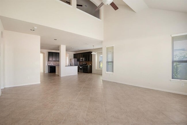 Building Photo - 24922 Clover Ranch Dr