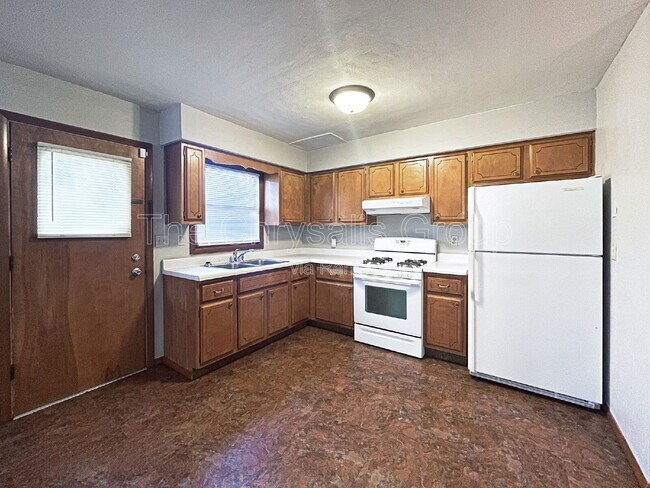 Building Photo - 666 Illinois Ave