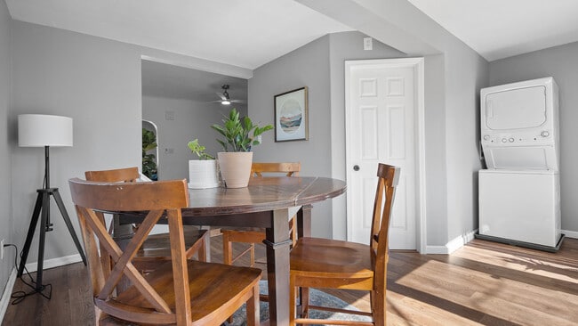 Building Photo - 4300 Bristol St