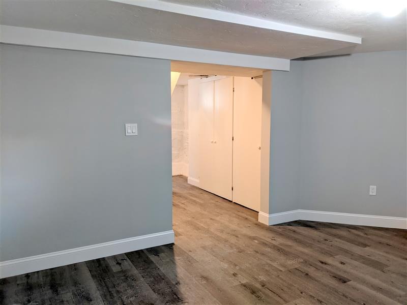 Building Photo - 16 Bowen Ave