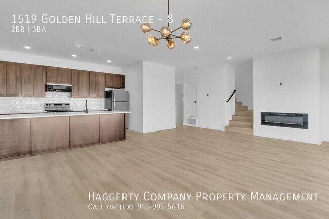 Building Photo - 1519 Golden Hill Ter