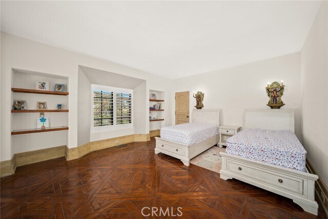 Building Photo - 3300 Palos Verdes Dr W