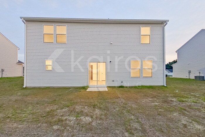 Building Photo - 7004 Peppermill Way