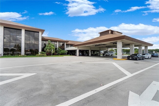 Building Photo - 12901 SW 15th Ct