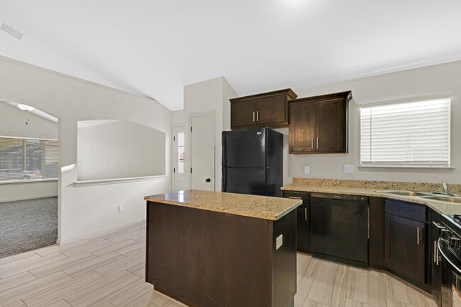 Building Photo - 11069 Gem Valley Rd