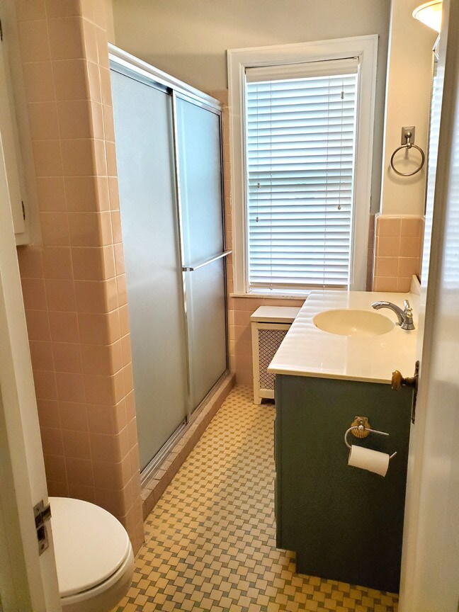 Bathroom with sliding door shower, no tub - 2615 Park Ave