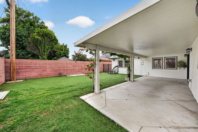 Building Photo - Beautiful 4 Bedroom Home with Smart Features, Entertainer’s Backyard & Attached Garage
