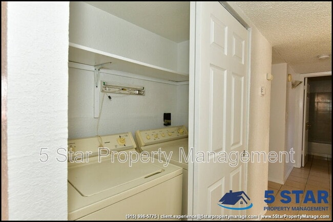 Building Photo - 8933 Kenneth St