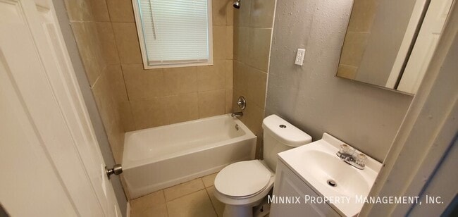 Building Photo - 2118 22nd St