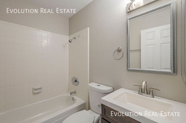 Building Photo - 6443 E Sandra Terrace