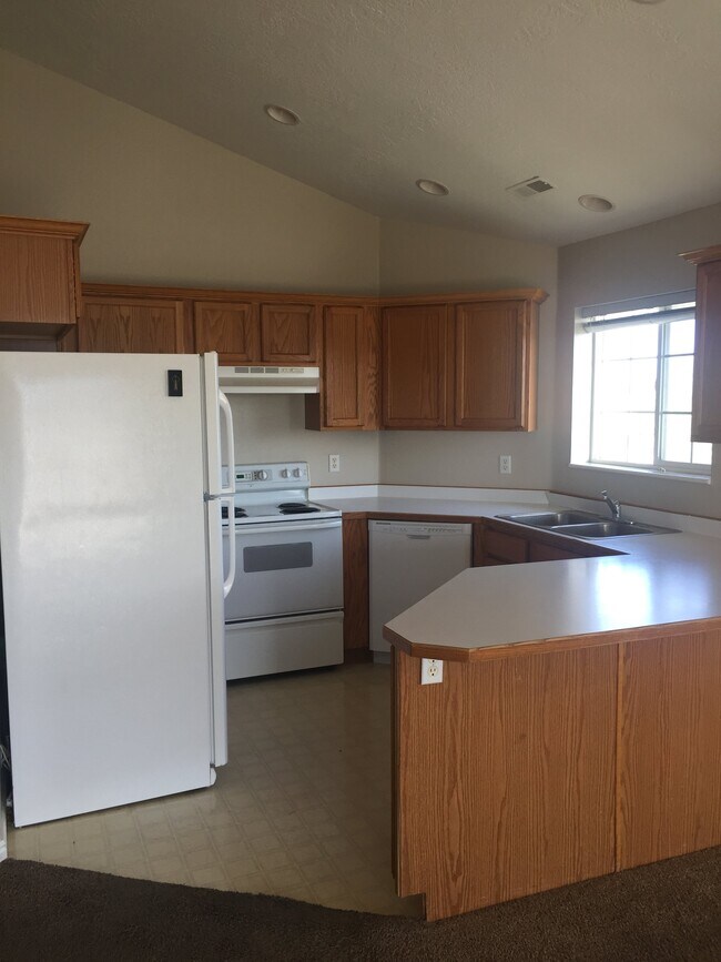 Building Photo - Countrywoods Condo 1274 S