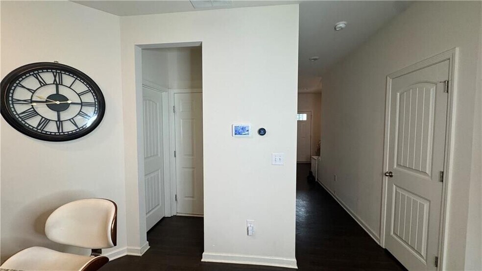 Building Photo - 5717 Union Pointe Dr