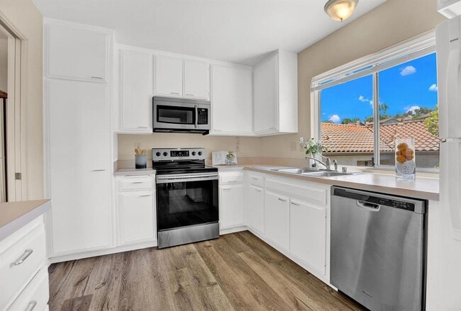 Building Photo - 17486 Plaza Dolores