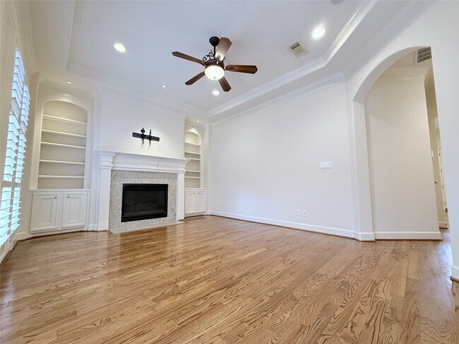 Building Photo - 6338 W Mystic Meadow