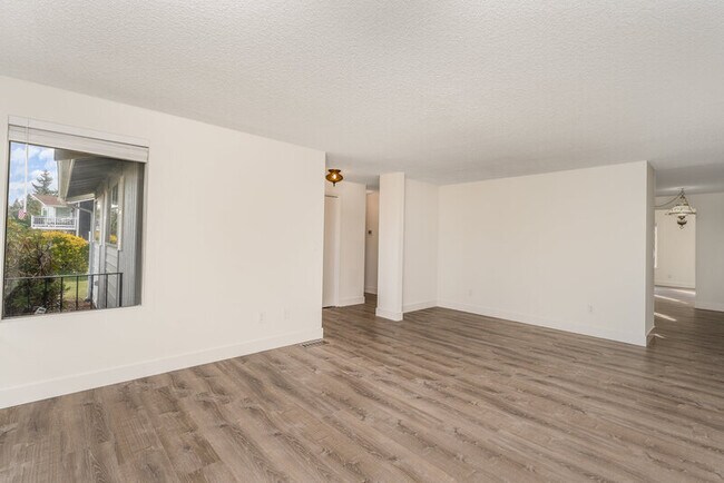 Building Photo - 12707 89th Pl NE