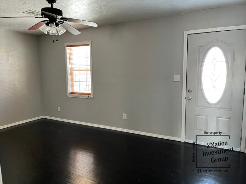 Building Photo - 2924 Pioneer Ave