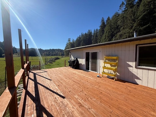 Building Photo - Country Home, 4 bed/2bath short term rental