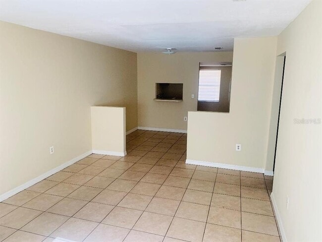 Building Photo - 2484 Chestnut Woods Dr