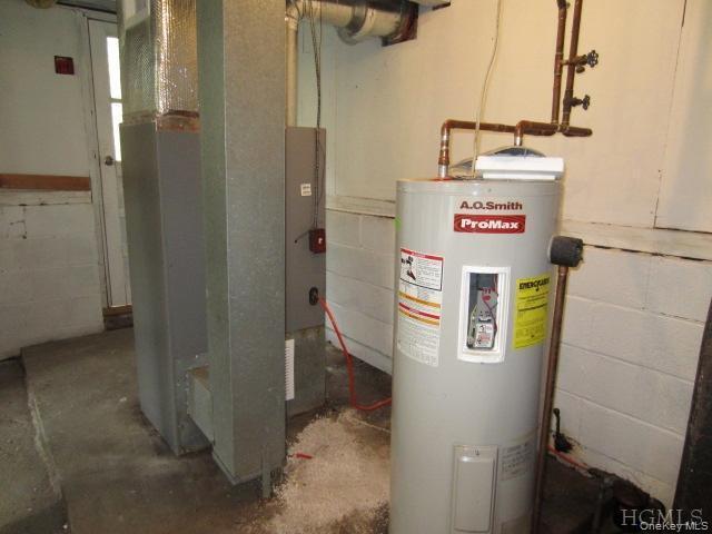 Building Photo - 495 Farmers Mills Rd