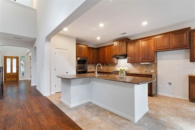 Building Photo - 7508 Jaborandi Dr