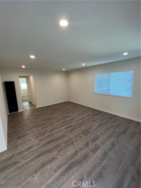 Building Photo - 1400 Eastpark Dr