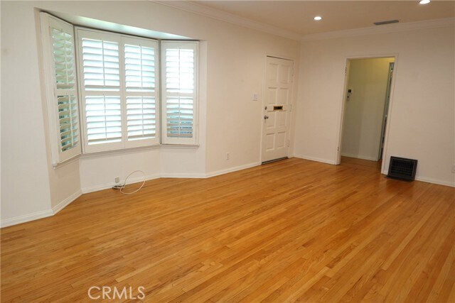 Building Photo - 4828 Norwich Ave