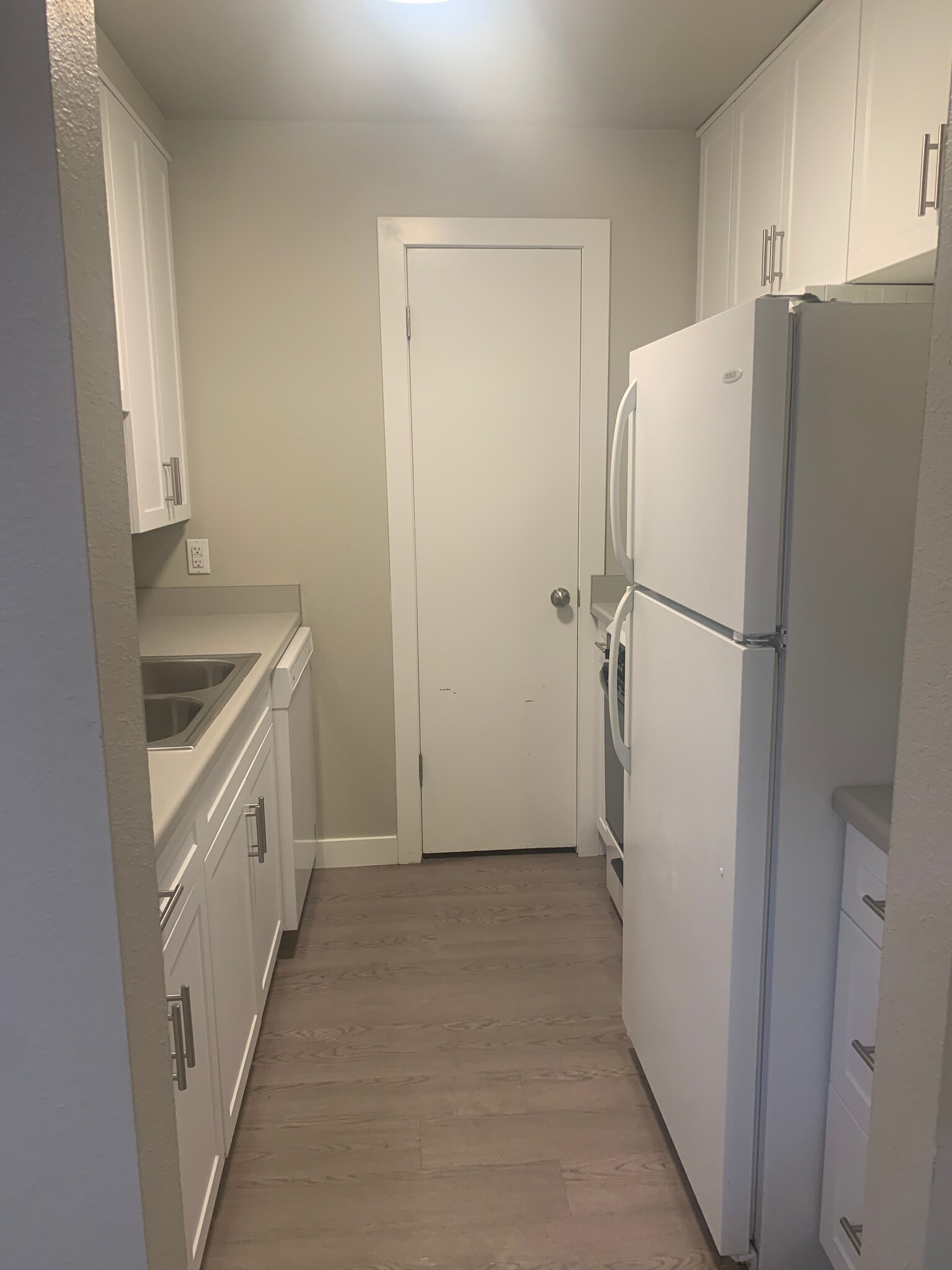 Building Photo - 1155 E 300 S