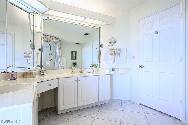 Building Photo - 613 Beachwalk Cir