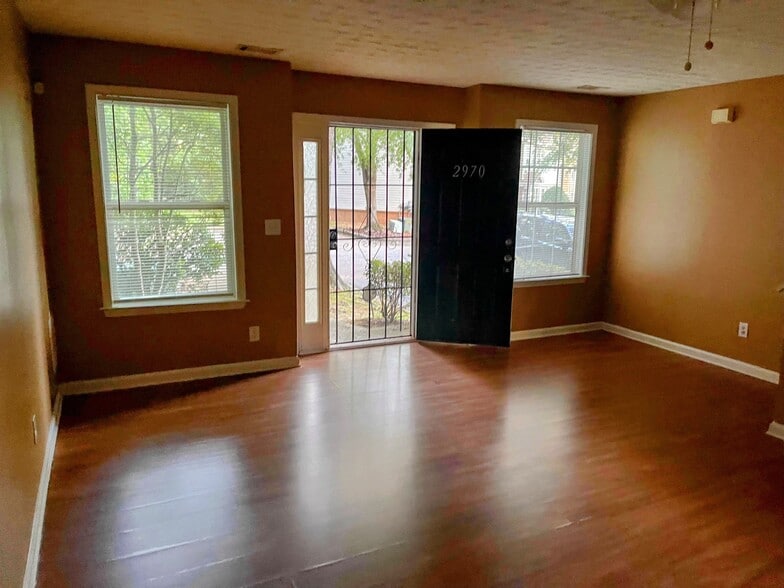 Building Photo - 2970 Vining Ridge Ln