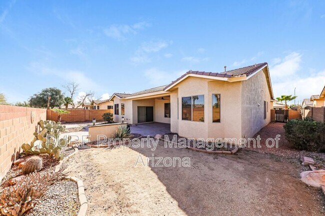 Building Photo - 16812 W Northampton Rd