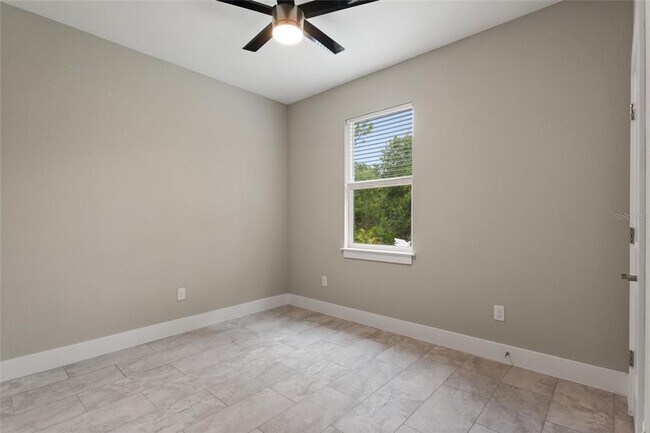 Building Photo - 3327 Trapper Ln