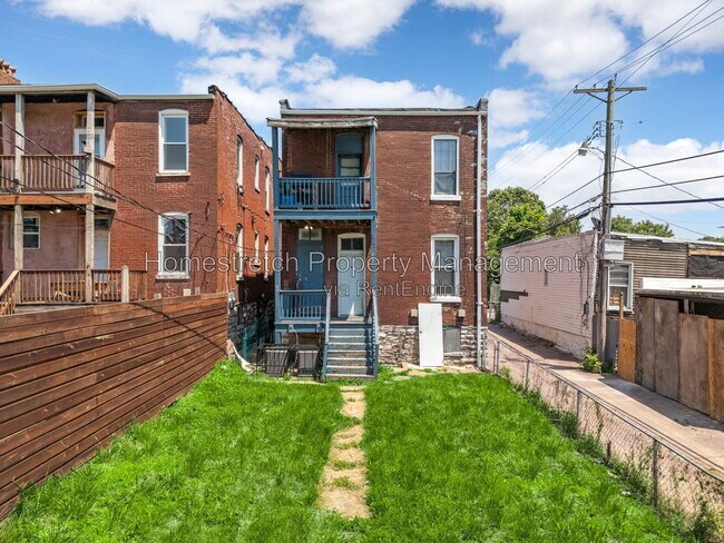 Building Photo - 3747 Oregon Ave