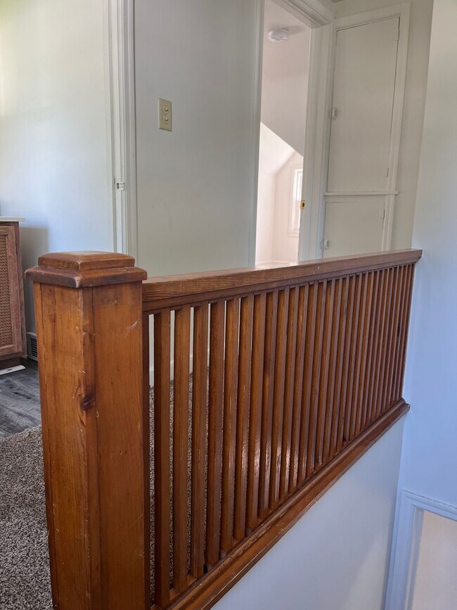 Building Photo - 3 Bedroom Home for rent in Urbandale, IA