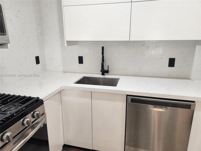 Building Photo - 15315 SW 106th Terrace
