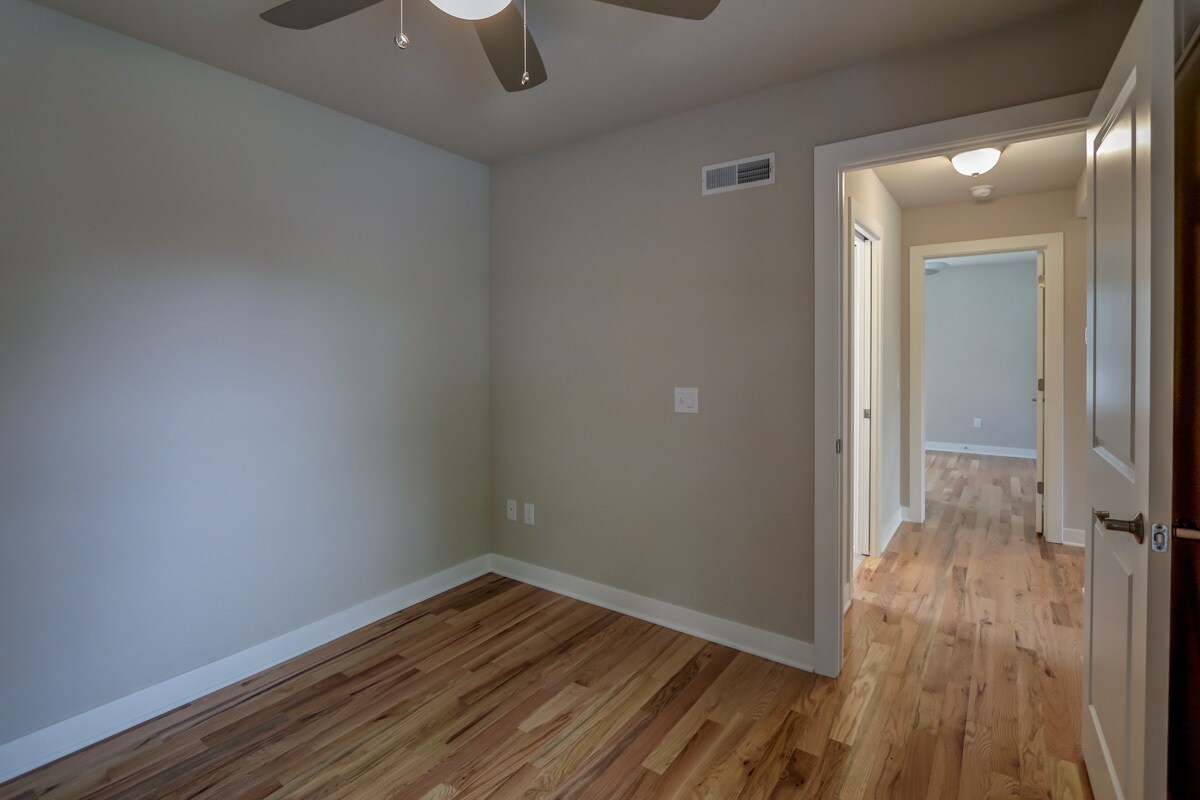 Building Photo - 1213 Vilas Ave