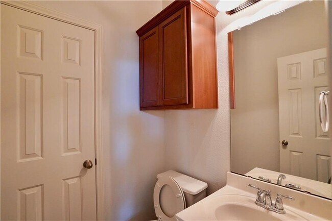 Building Photo - 8712 Wood Stork Dr