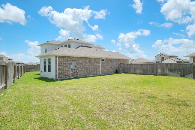 Building Photo - 10518 Moon Vly Ln